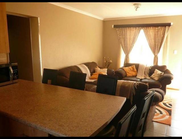 3 BEDROOM TOWNHOUSE FOR SALE IN ERAND GARDENS